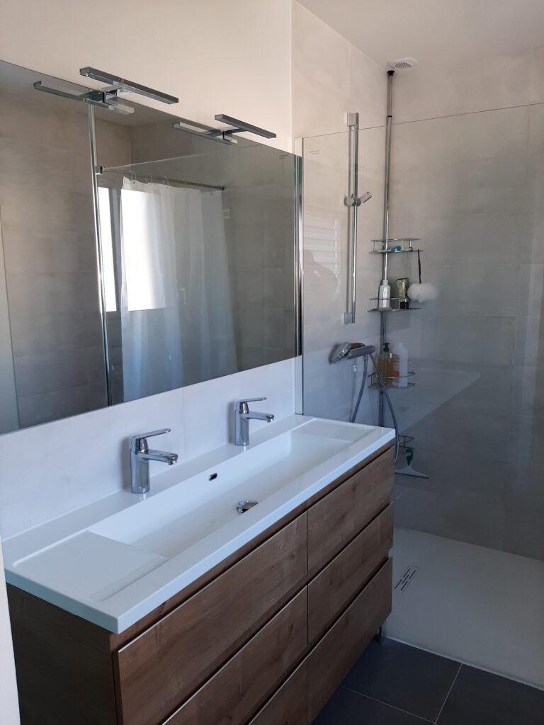 Atlantique Aqua Service Travaux De Plomberie Et De Chauffage A Saint Herblain Salle De Bain10